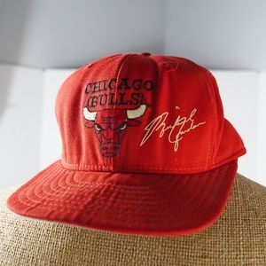 Vintage Chicago Bulls Michael Jordan signature hat